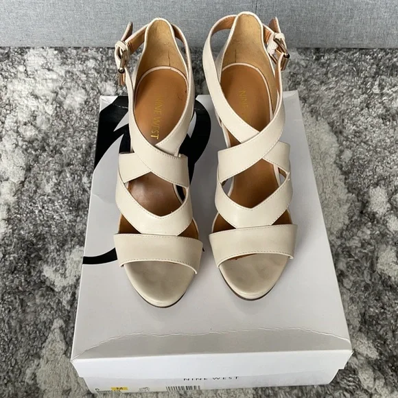 Nine West Size 6 Strappy Heels - Picture 5 of 5